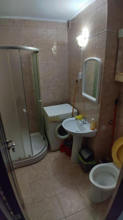 Flora Apartament Apartamento Satu Mare Exterior foto
